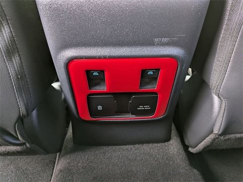 Certified 2023 Ford Bronco Wildtrak image 16