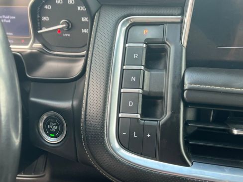 Used 2021 GMC Yukon XL SLT AWD/4WD image 34