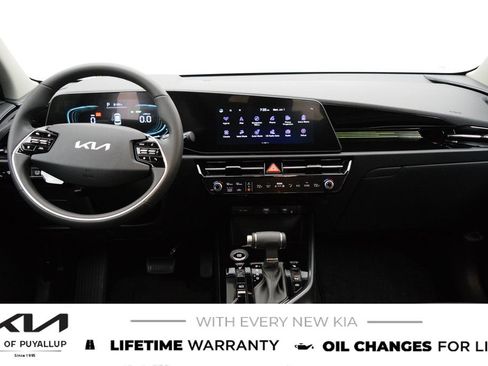 New 2026 Kia Niro EX FWD image 17