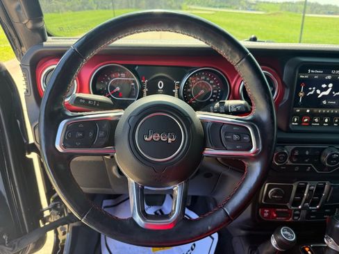 Used 2021 Jeep Wrangler Unlimited Rubicon AWD/4WD image 28
