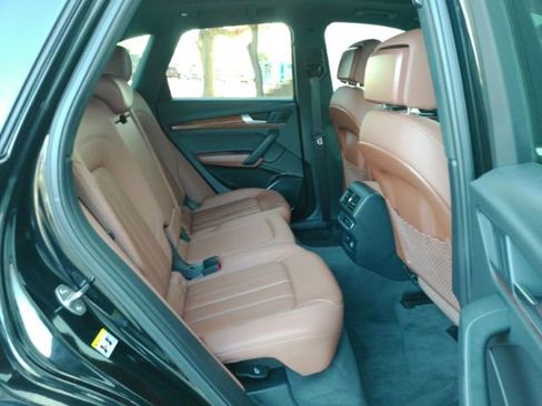 Used 2023 Audi Q5 2.0T Premium image 27