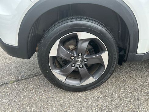 Used 2018 Honda HR-V EX image 27