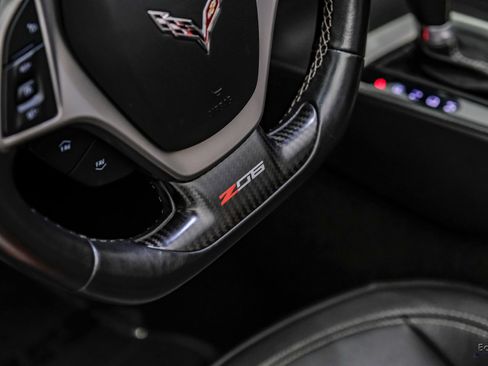 Used 2015 Chevrolet Corvette Z06 w/ 3LZ Preferred Equipment Group image 54