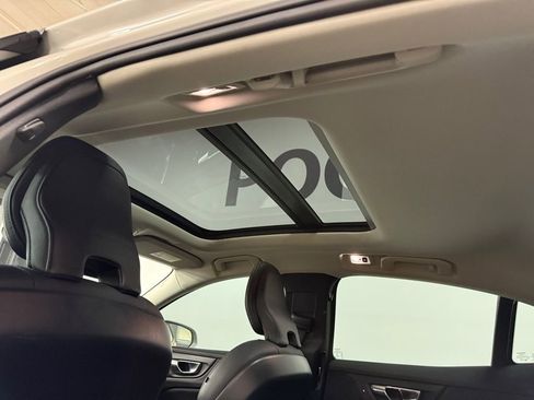 Used 2020 Volvo S60 T5 Momentum w/ Protection Package Premier image 18