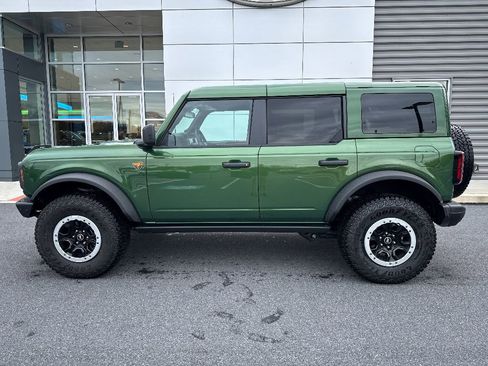 New 2025 Ford Bronco Badlands w/ Sasquatch Package image 11