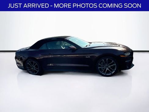Used 2018 Ford Mustang GT Premium w/ Equipment Group 401A image 9