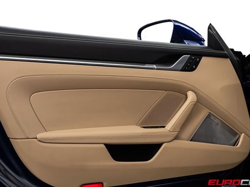 Used 2025 Porsche 911 Turbo S image 24