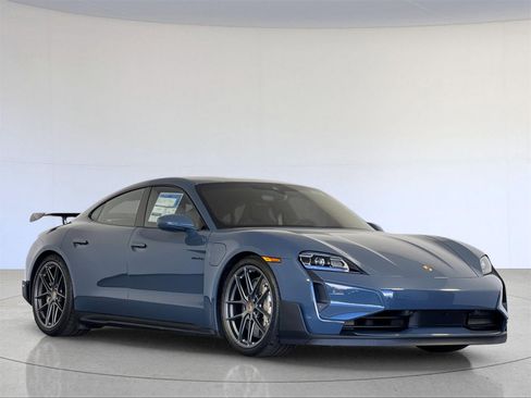 New 2025 Porsche Taycan Turbo GT image 10