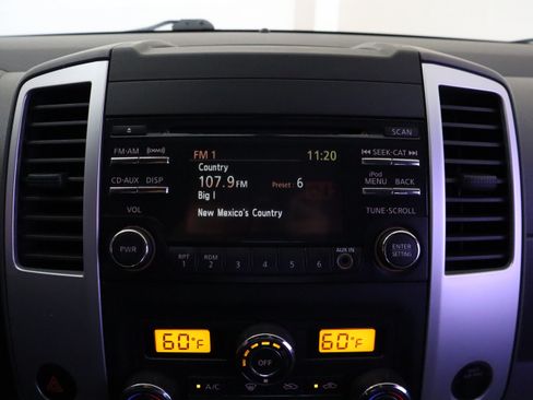 Used 2014 Nissan Frontier SV w/ SV Value Truck Package AWD/4WD image 31
