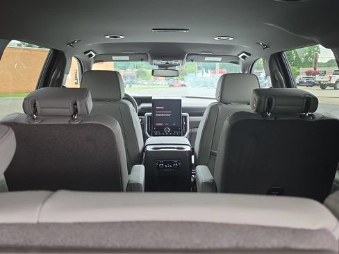 New 2026 GMC Yukon Elevation AWD/4WD image 13