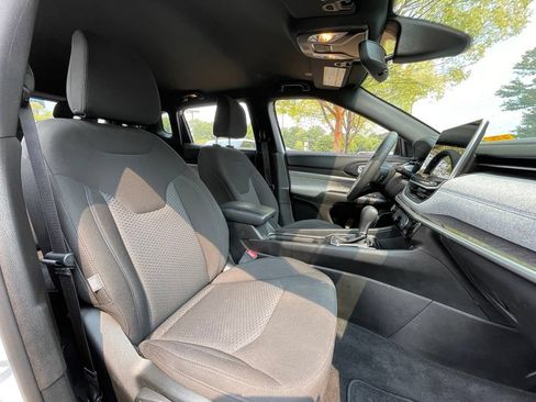 Used 2023 Jeep Compass Sport AWD/4WD image 31