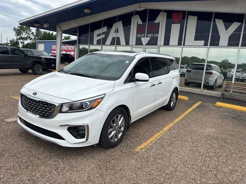 Used 2020 Kia Sedona EX w/ EX Premium Package FWD image 2