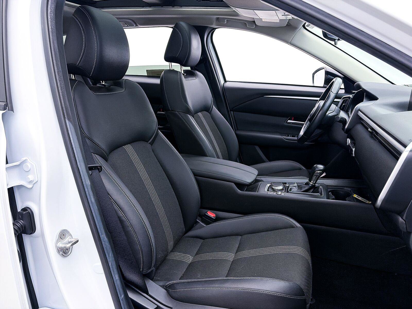 Used 2024 MAZDA CX-50 AWD 2.5 S w/ Accent Package image 31