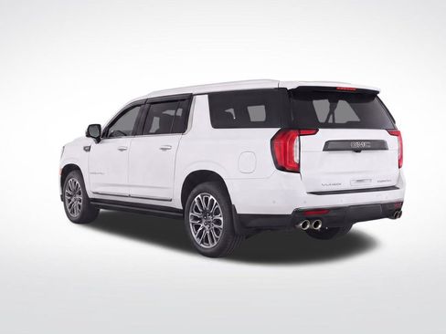 Used 2023 GMC Yukon XL Denali Ultimate AWD/4WD image 36