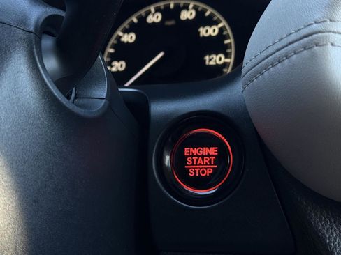 Certified 2026 Honda HR-V LX image 17