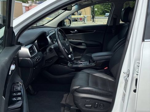 Used 2019 Kia Sorento SX w/ SX Touring Package AWD/4WD image 5