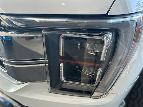 Certified 2022 Ford F150 Lariat w/ Equipment Group 502A High image 9