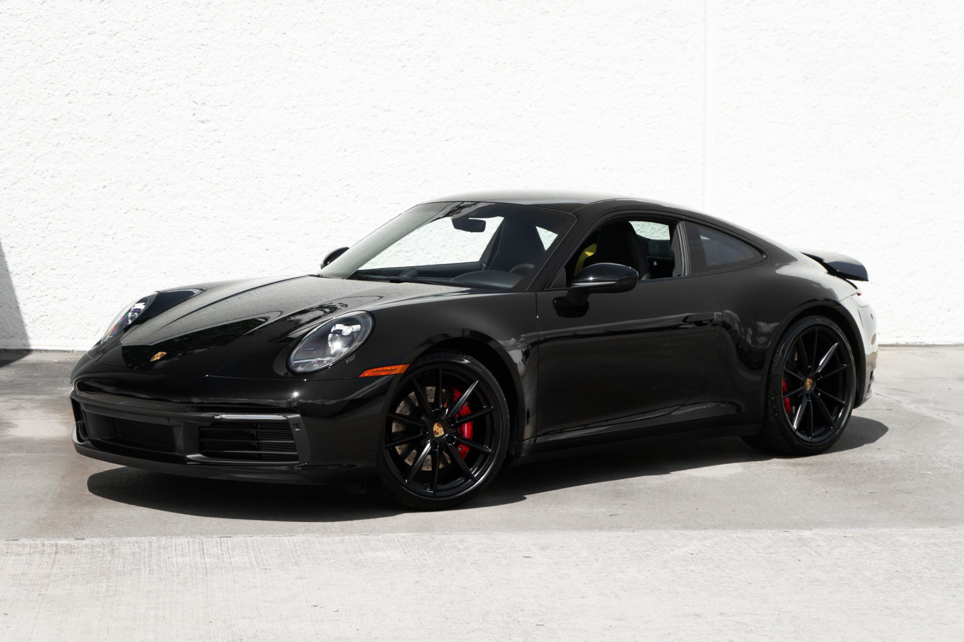 Used 2023 Porsche 911 Carrera S RWD image 1