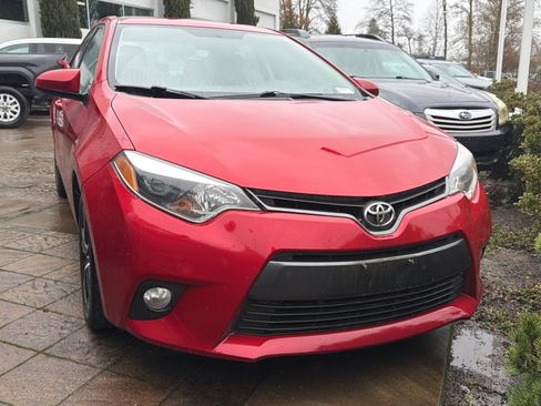 Used 2016 Toyota Corolla LE image 2