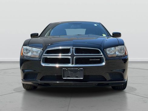 Used 2012 Dodge Charger SE w/ Connectivity Group RWD image 2