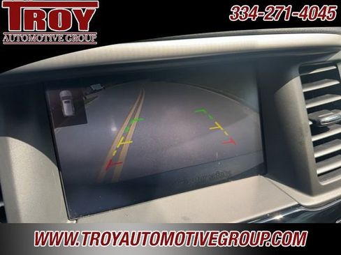 Used 2020 Nissan Pathfinder S image 25