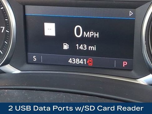 Used 2022 GMC Terrain SLE w/ Driver Convenience Package AWD/4WD image 6