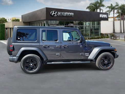 Used 2021 Jeep Wrangler Unlimited Sport image 2