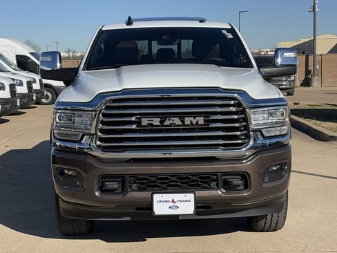 Used 2024 RAM 2500 Limited w/ Safety Group image 9