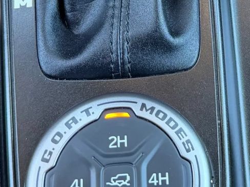Used 2022 Ford Bronco Wildtrak AWD/4WD image 24