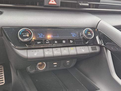 New 2026 Hyundai Elantra SEL Sport Premium FWD image 19