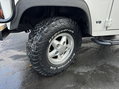 Used 1995 Land Rover Defender 90 image 28