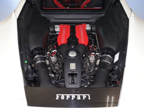 Used 2017 Ferrari 488 GTB Base image 25