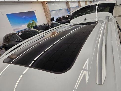 Used 2018 Volkswagen Atlas SEL image 38