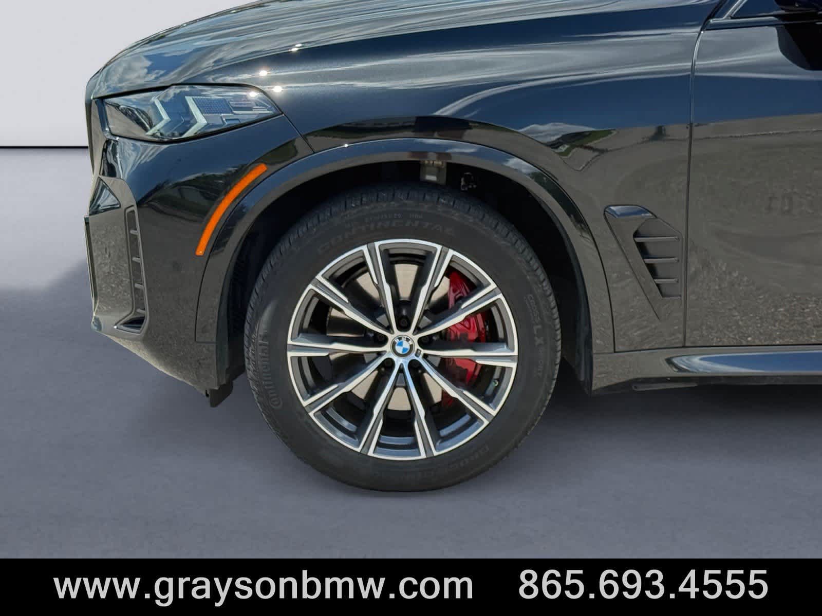 Used 2026 BMW X5 xDrive40i w/ M Sport Package AWD/4WD image 9