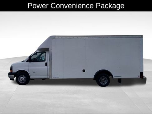 New 2025 GMC Savana 3500 Work Van w/ Power Convenience Package image 3