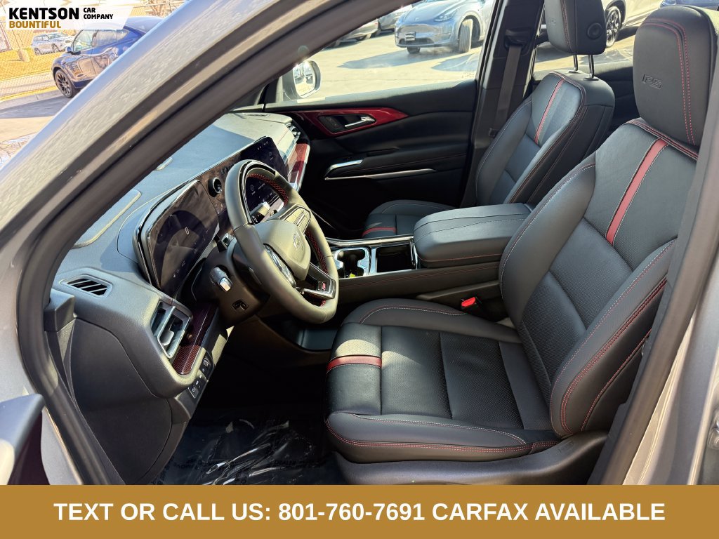 Used 2024 Chevrolet Traverse RS AWD/4WD image 32