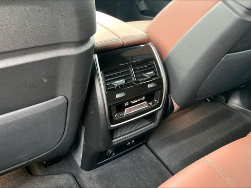 Used 2025 BMW X5 xDrive40i image 38