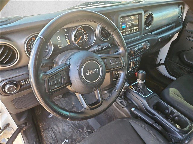 Used 2020 Jeep Wrangler Sport AWD/4WD image 12