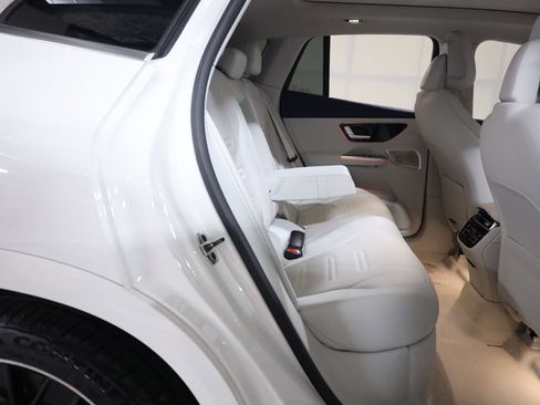 Used 2024 Mercedes-Benz EQE AMG 4MATIC SUV image 58