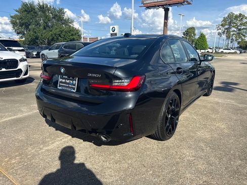 New 2026 BMW 330i Sedan w/ M Sport Package RWD image 5