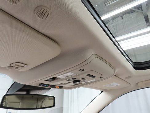 Used 2024 GMC Yukon Denali image 27