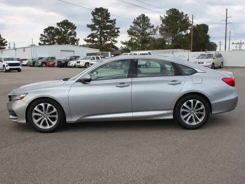 Used 2020 Honda Accord LX image 5