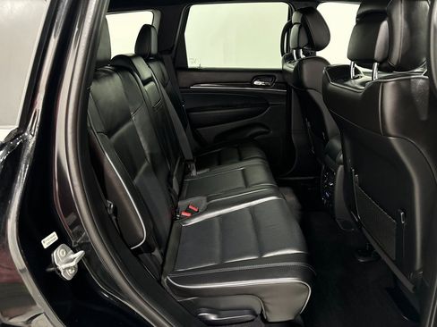Used 2020 Jeep Grand Cherokee Overland image 25