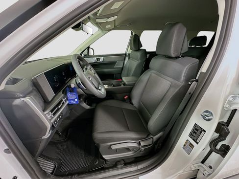 New 2026 Hyundai Santa Fe SE image 15