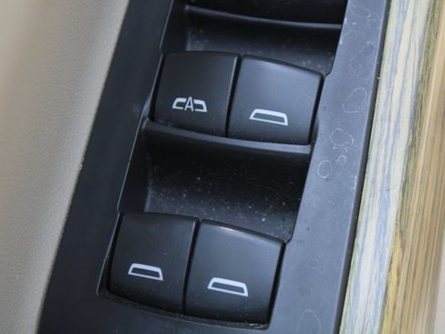 Used 2019 GMC Acadia Denali w/ Technology Package FWD image 20