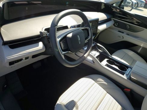 New 2026 Lincoln Nautilus Reserve AWD/4WD image 19