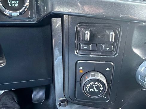 Used 2022 Ford F150 XLT w/ Equipment Group 302A High AWD/4WD image 18