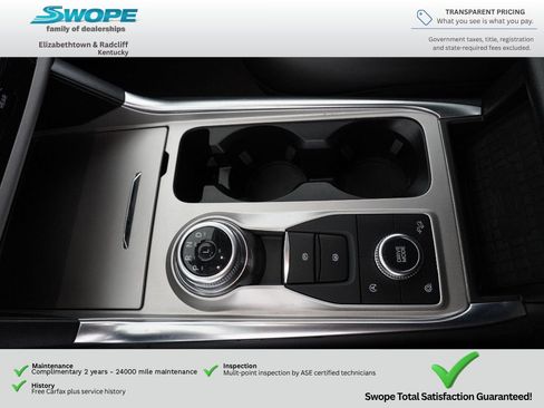 Used 2024 Ford Explorer XLT w/ Equipment Group 202A AWD/4WD image 25