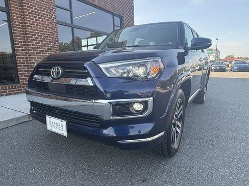 Used 2022 Toyota 4Runner Limited AWD/4WD image 11