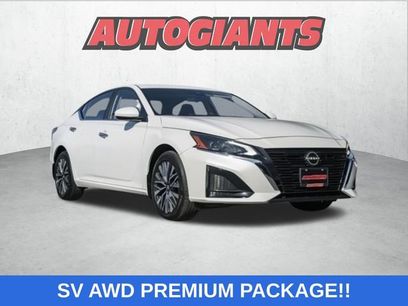 Used 2023 Nissan Altima 2.5 SV w/ SV Premium Package
